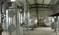玉米油預榨成套精煉加工設備(圖1) 玉米油預榨成套精煉加工設備(圖1)
